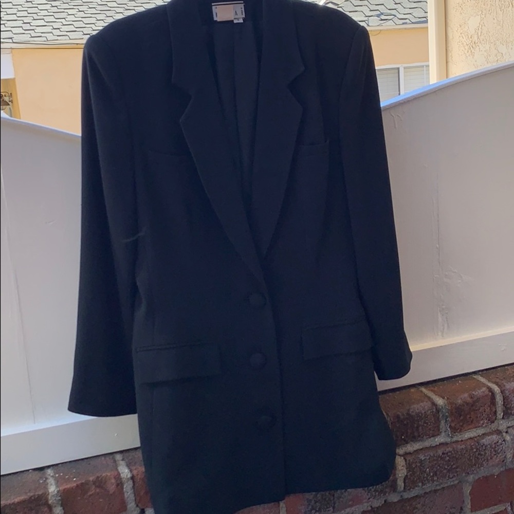 Black dressy blazer three button